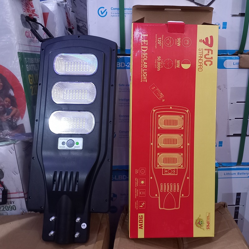 solar street light